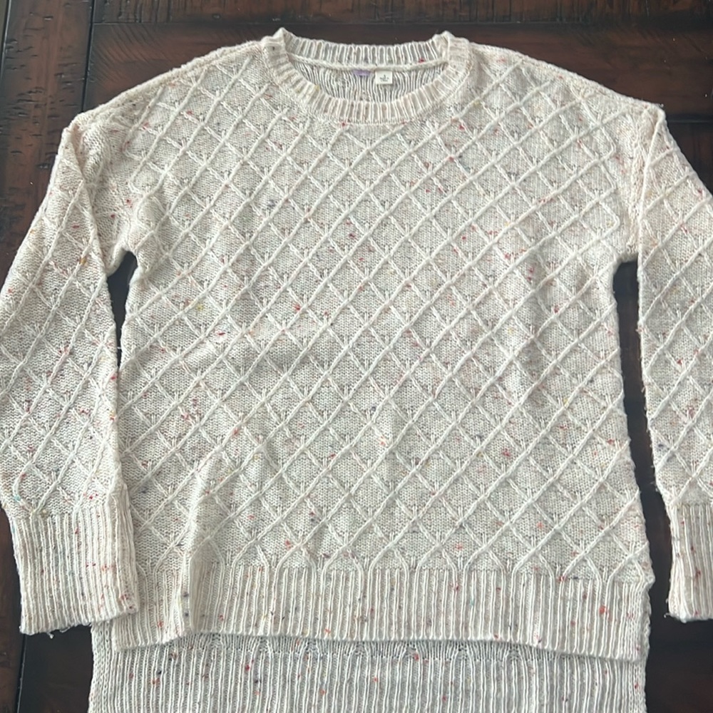 Adorable cream sweater 😊